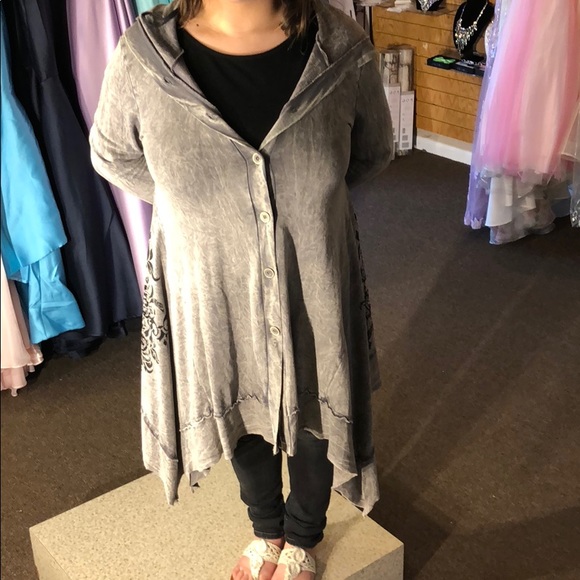 Sweater🖤 - Picture 5 of 10